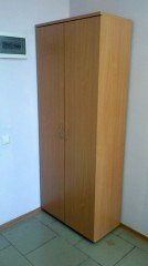 Офисный шкаф для верхней одежды
