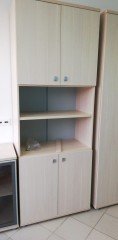Белый офисный шкаф
